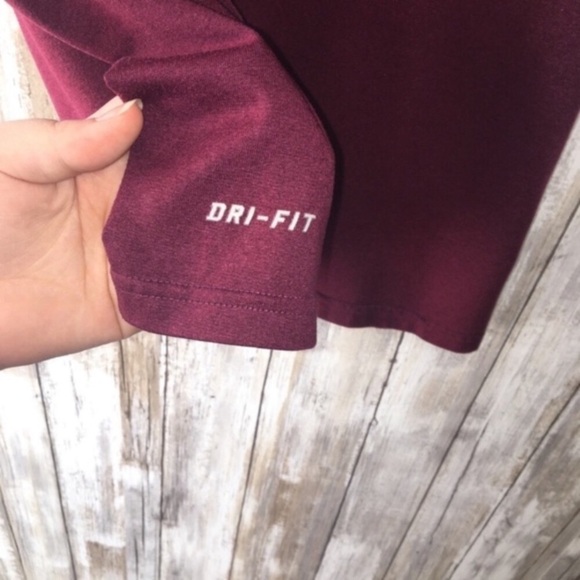 Nike Cleveland Cavaliers Tee - Picture 5 of 6